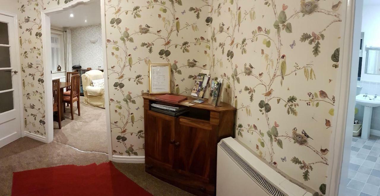 Woodpeckers Cottage สการ์โบโรห์ ภายนอก รูปภาพ